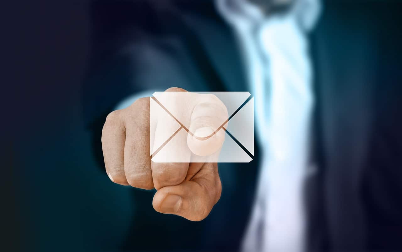 5 growth hacks to boost your sales with email 